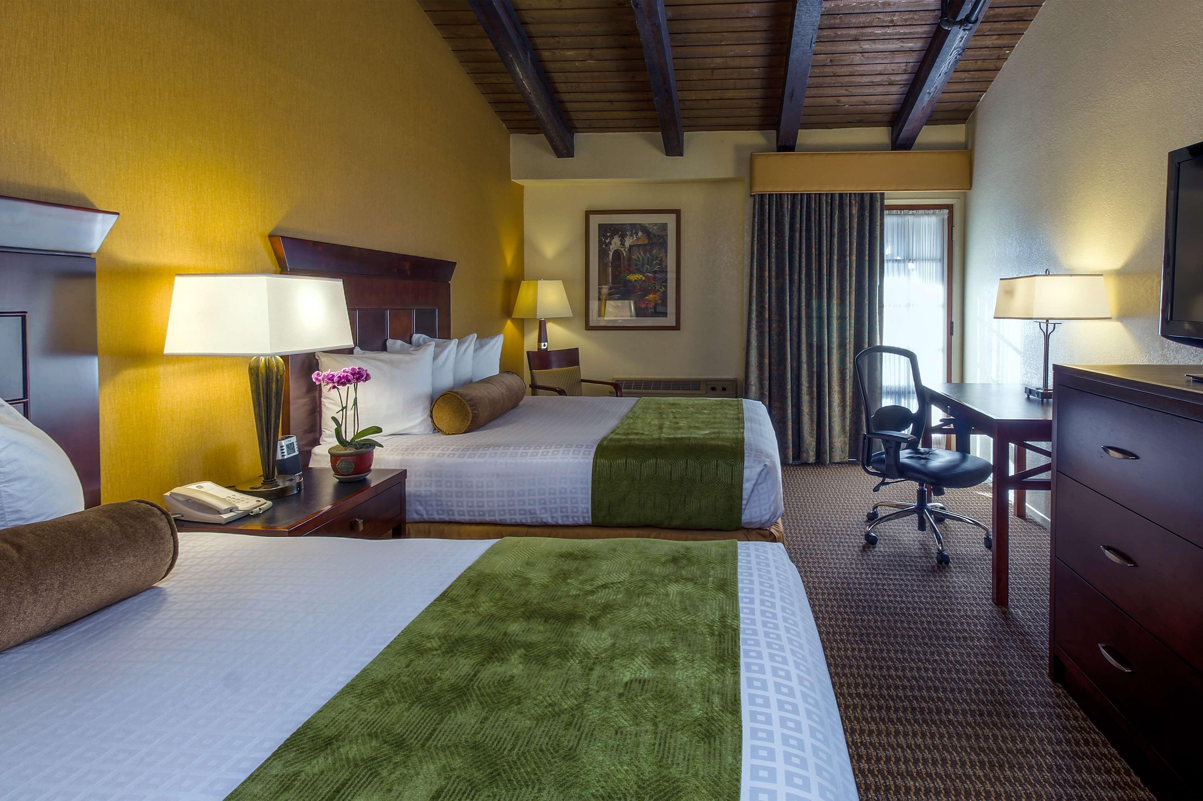 Best Western Plus Carpinteria Inn Экстерьер фото