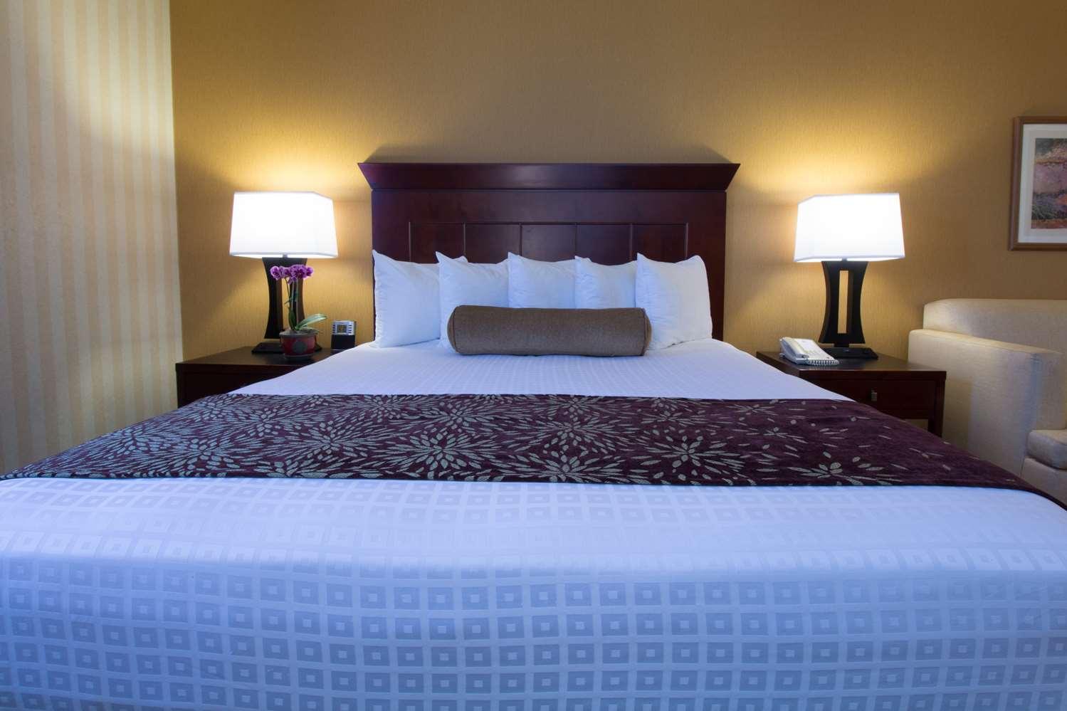 Best Western Plus Carpinteria Inn Экстерьер фото