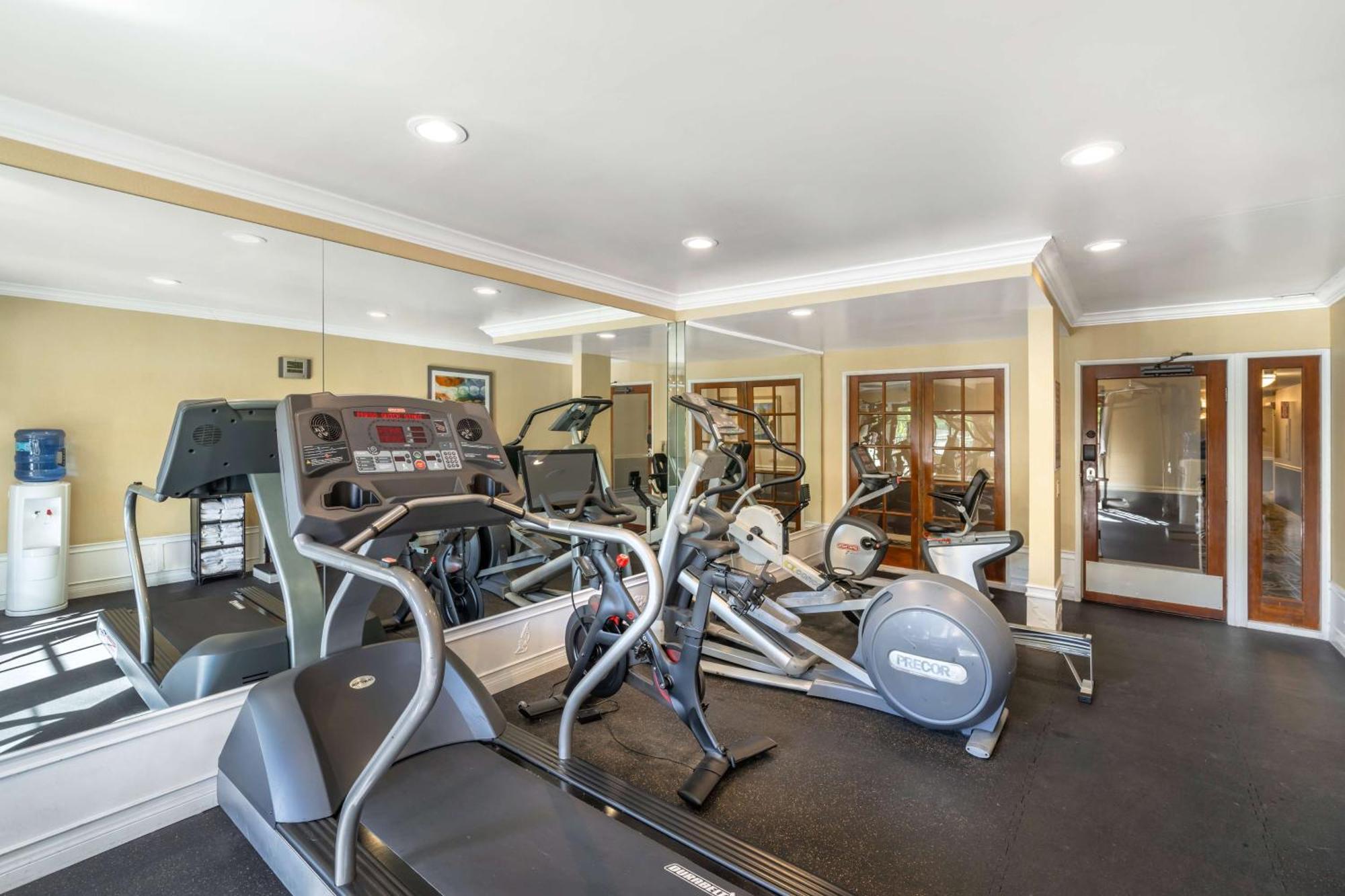 Best Western Plus Carpinteria Inn Экстерьер фото