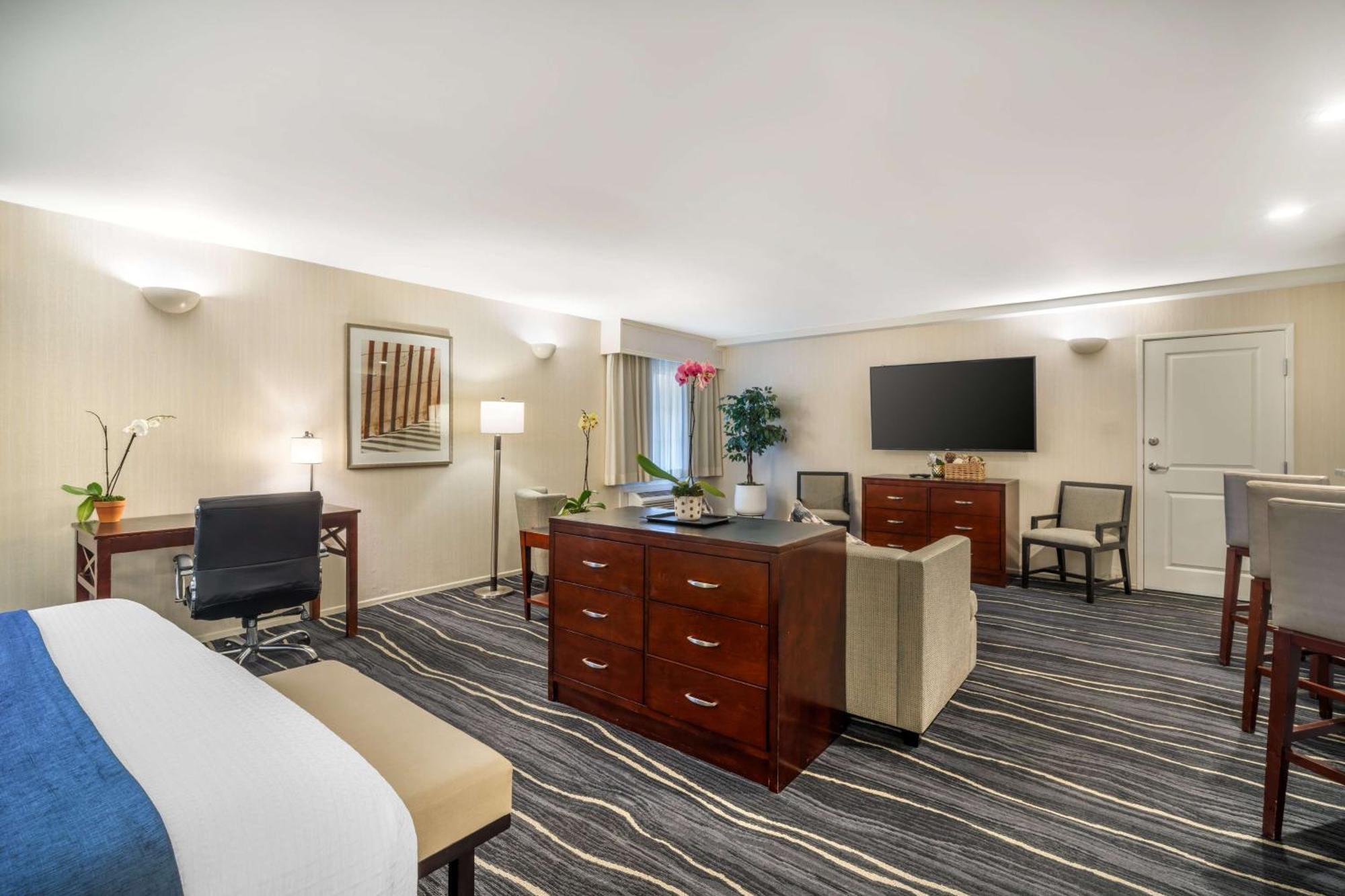 Best Western Plus Carpinteria Inn Экстерьер фото