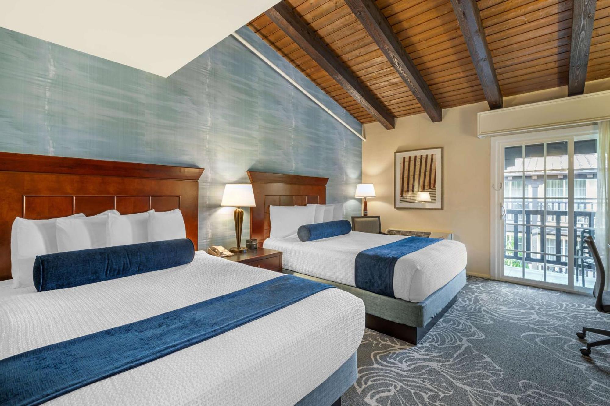Best Western Plus Carpinteria Inn Экстерьер фото
