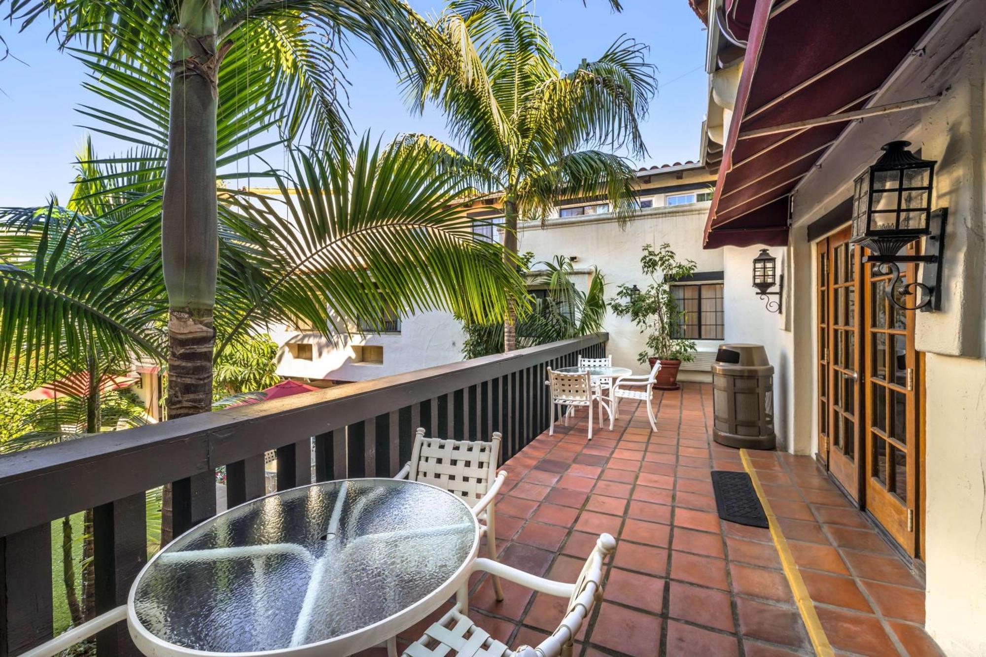 Best Western Plus Carpinteria Inn Экстерьер фото