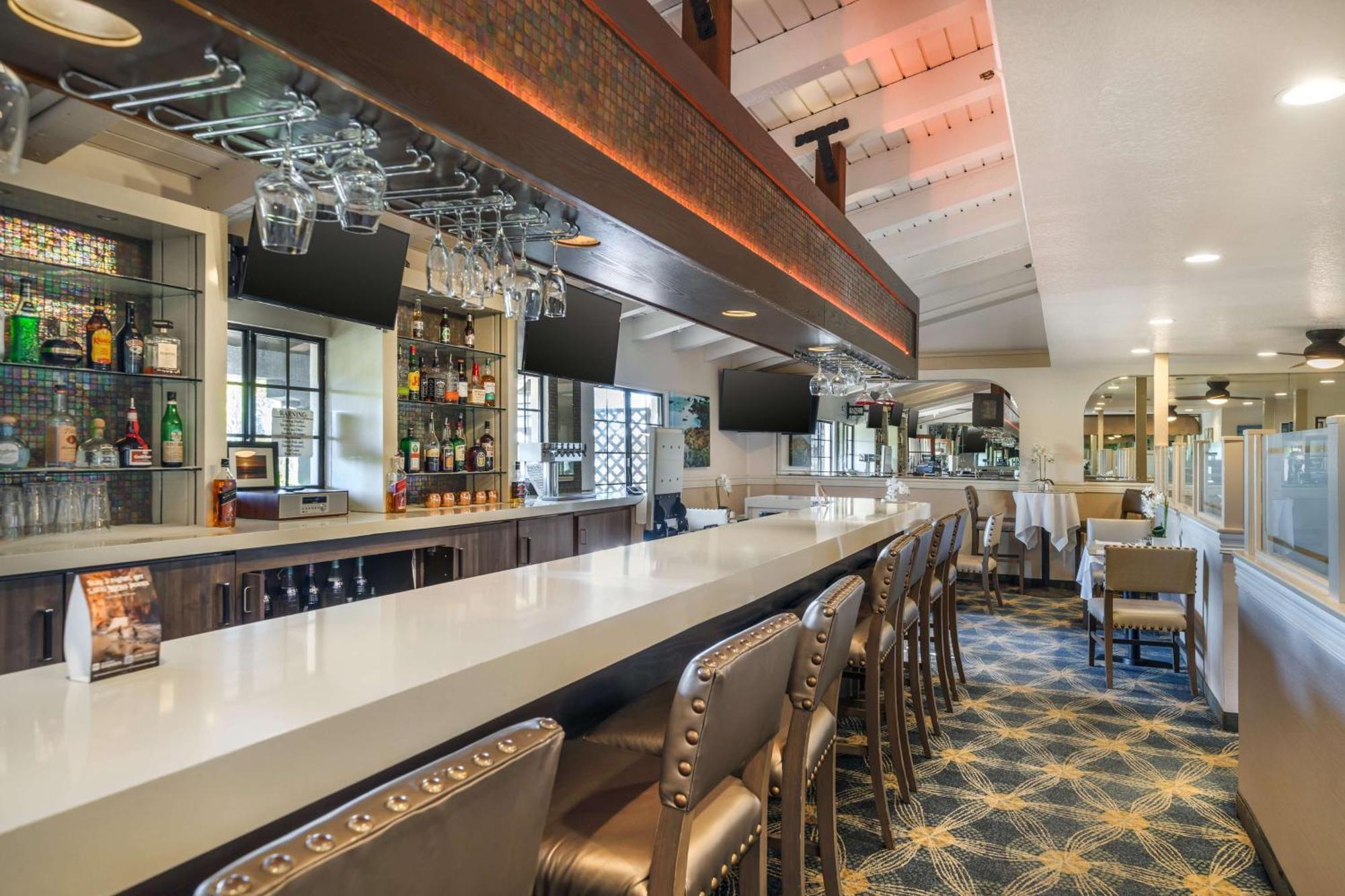 Best Western Plus Carpinteria Inn Экстерьер фото